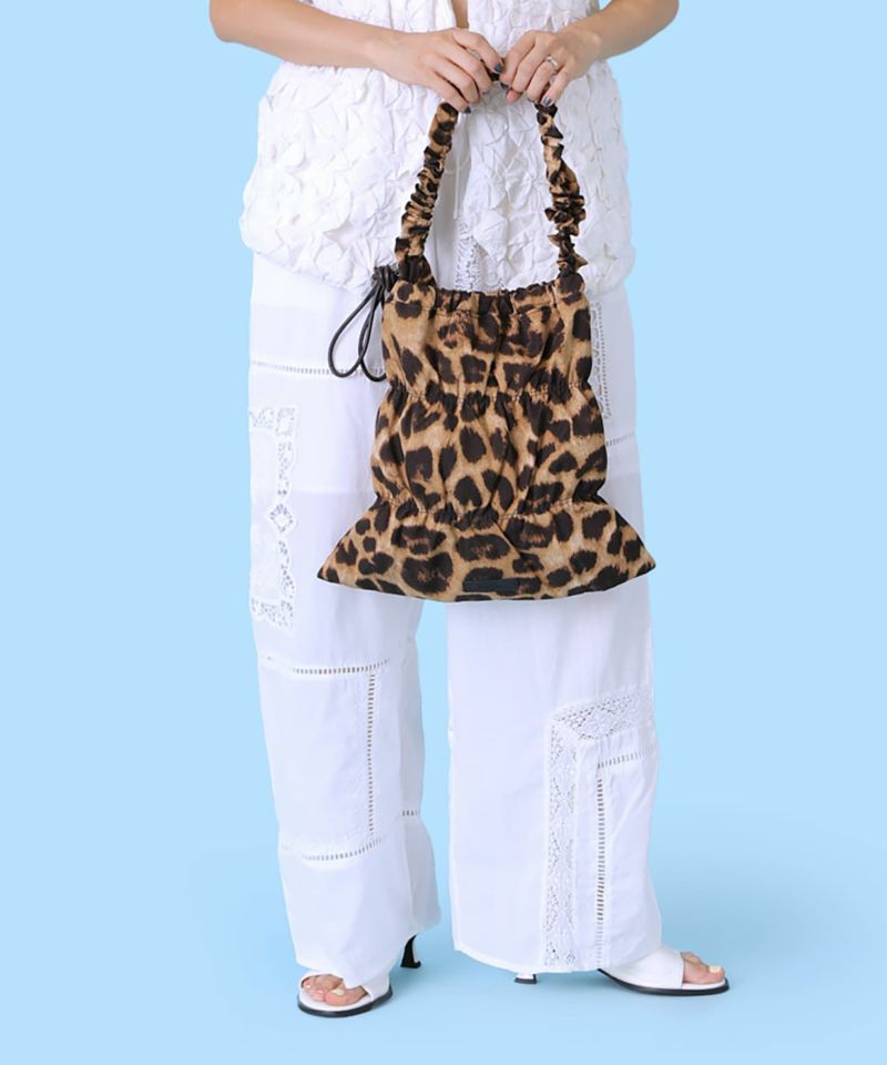 CONTROL FREAK(コントロールフリーク)ギャザーフラット2WAYバッグ