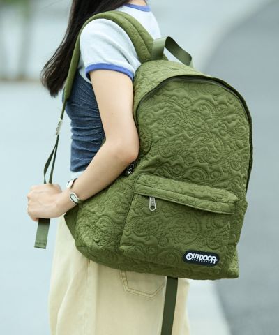 Casselini メタリックシルバー　リュックサック Casselini メタリックシルバー リュックサック ナップサック