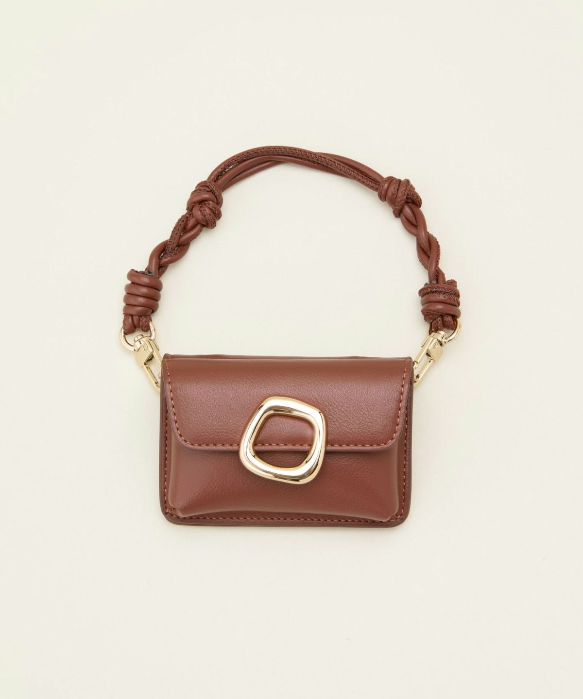 COLOR：ブラウン