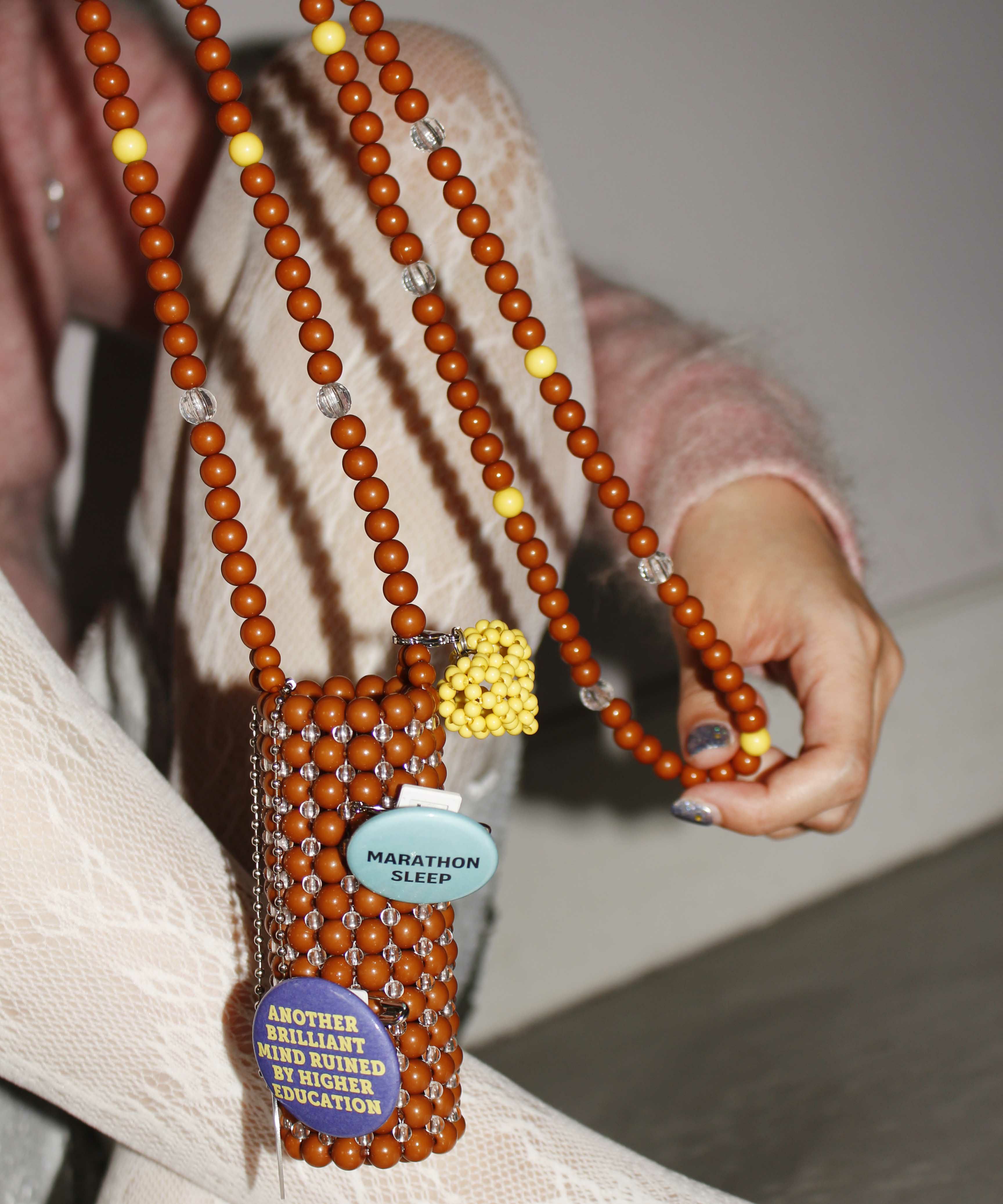 HEY! Mrs ROSE(ヘイ！ミセスローズ)Beads Lip Necklace | CASSELINI
