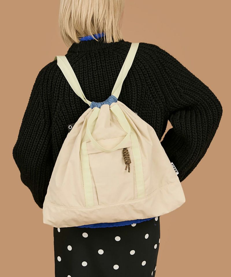 COLOR:アイボリー